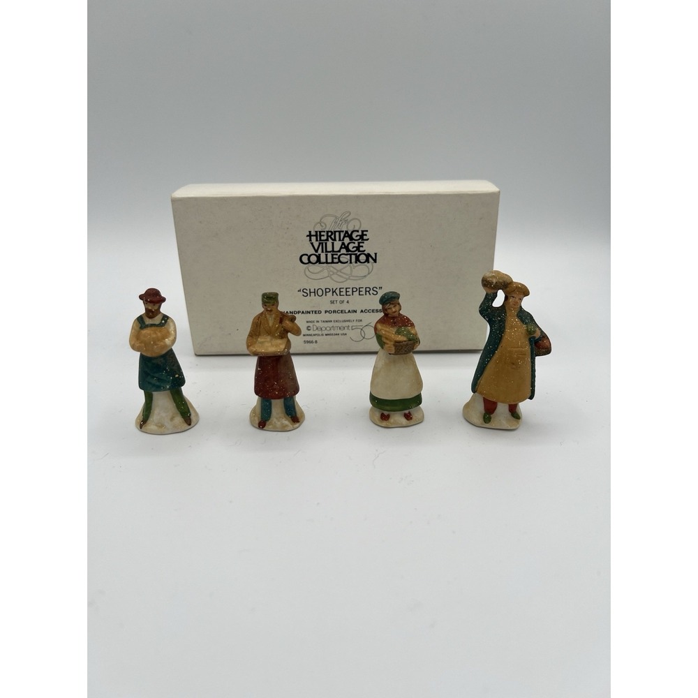 🧥 Dept 56 Heritage Village "Shopkeepers" – 4 Pc Accessory Set #5966-8 – EUC